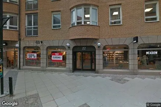 Kantorruimte te huur i Location is not specified - Foto uit Google Street View