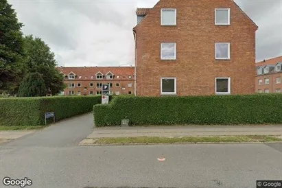 Gewerbeflächen zur Miete in Brønshøj – Foto von Google Street View