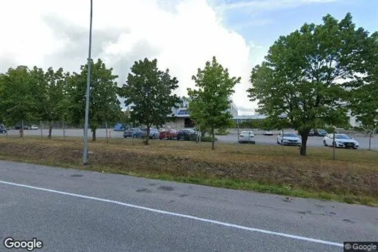 Office spaces for rent i Espoo - Photo from Google Street View