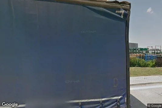 Lagerlokaler til leje i Nitra - Foto fra Google Street View