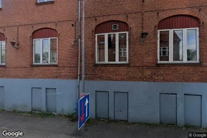 Bedrijfsruimtes te koop in Høng - Foto uit Google Street View