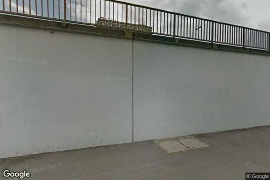 Gewerbeflächen zur Miete i Lancy – Foto von Google Street View