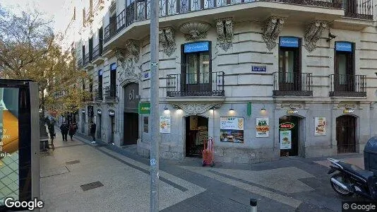 Gewerbeflächen zur Miete i Madrid Retiro – Foto von Google Street View