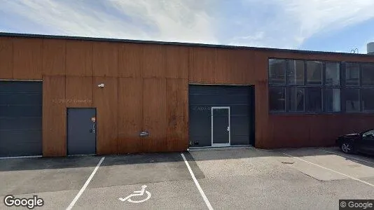 Office spaces for rent i Vantaa - Photo from Google Street View