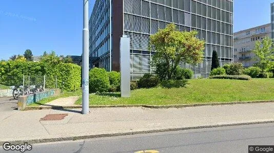 Commercial properties for rent i Geneva Cité - Photo from Google Street View