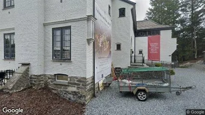 Bedrijfsruimtes te huur in Bergen Fana - Foto uit Google Street View