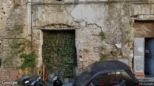 Bedrijfsruimtes te huur i Napels Municipalità 2 - Foto uit Google Street View