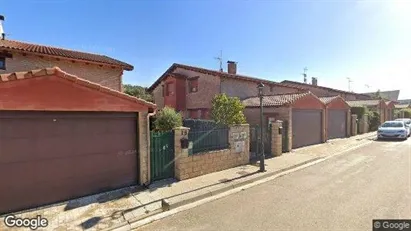 Office spaces for rent in Burgos - Photo from Google Street View