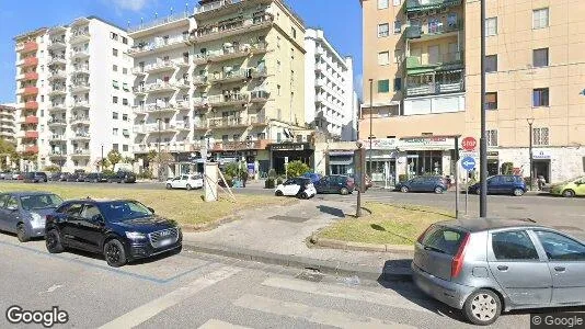 Gewerbeflächen zur Miete i Neapel Municipalità 1 – Foto von Google Street View