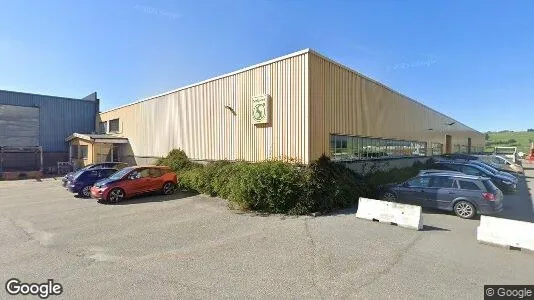 Bedrijfsruimtes te huur i Time - Foto uit Google Street View