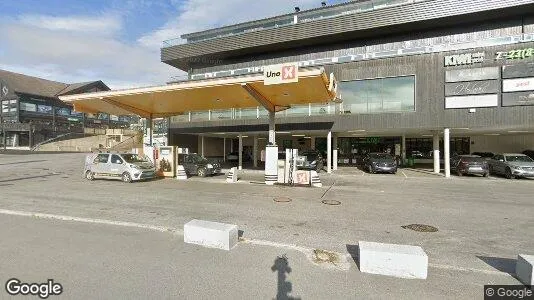 Büros zur Miete i Hol – Foto von Google Street View