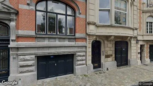 Bedrijfsruimtes te huur i Brussel Etterbeek - Foto uit Google Street View