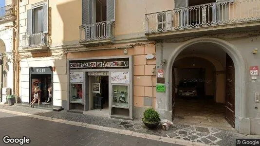 Büros zur Miete i Caserta – Foto von Google Street View