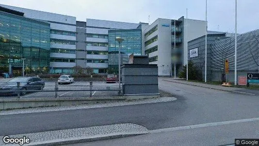 Office spaces for rent i Espoo - Photo from Google Street View