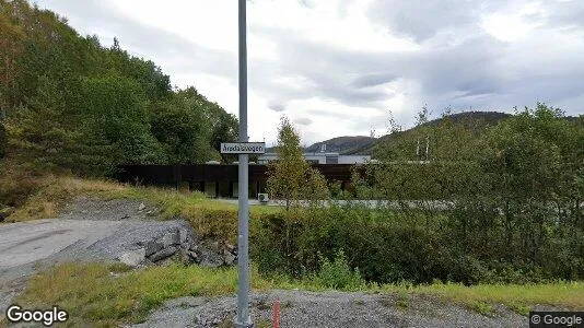 Bedrijfsruimtes te huur i Molde - Foto uit Google Street View