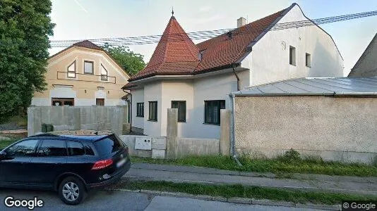Bedrijfsruimtes te huur i Komárno - Foto uit Google Street View