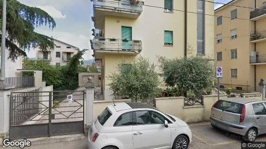 Lager zur Miete i Spoleto – Foto von Google Street View