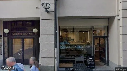 Kantorruimte te huur i Location is not specified - Foto uit Google Street View