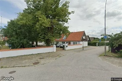 Ausstellungsräume zur Miete in Husie – Foto von Google Street View