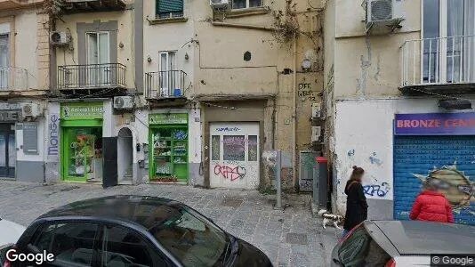 Commercial properties for rent i Napoli Municipalità 4 - Photo from Google Street View