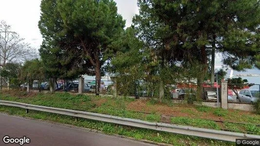 Företagslokaler för uthyrning i Patras – Foto från Google Street View