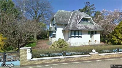 Lagerlokaler för uthyrning i Kluisbergen – Foto från Google Street View