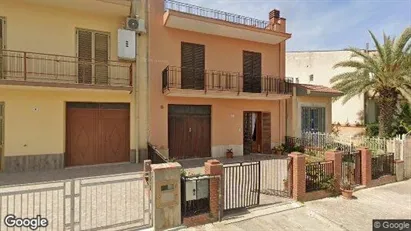 Bedrijfsruimtes te huur in Montevago - Foto uit Google Street View