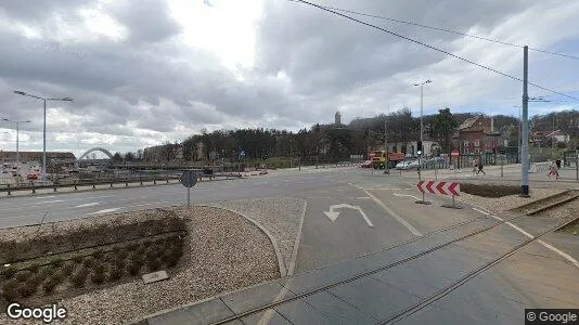 Bedrijfsruimtes te huur i Warschau Śródmieście - Foto uit Google Street View