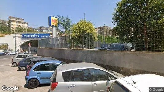 Bedrijfsruimtes te huur i Napels Municipalità 10 - Foto uit Google Street View
