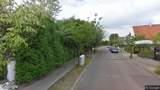Gewerbeflächen zum Kauf i Asse – Foto von Google Street View