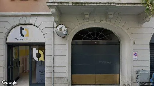 Büros zum Kauf i Monza – Foto von Google Street View