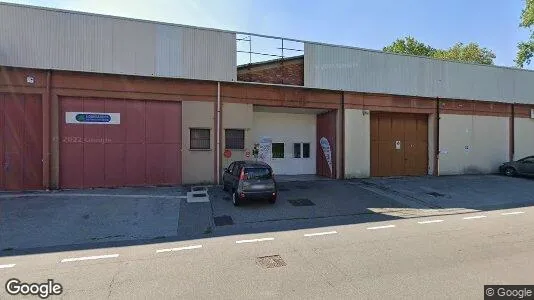 Lager zum Kauf i Cinisello Balsamo – Foto von Google Street View