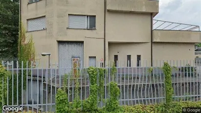 Bedrijfsruimtes te koop in Cinisello Balsamo - Foto uit Google Street View