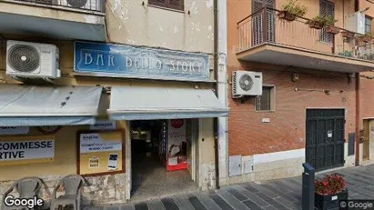 Gewerbeflächen zum Kauf in Pereto – Foto von Google Street View
