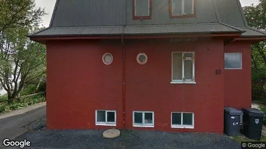 Gewerbeflächen zum Kauf i Reykjavík Hlíðar – Foto von Google Street View