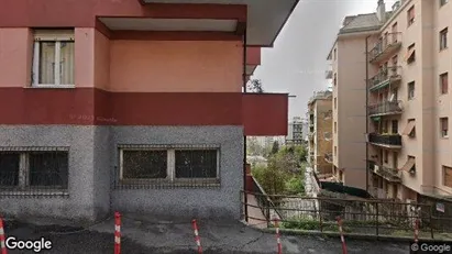 Lager zum Kauf in Genova – Foto von Google Street View