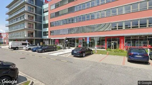 Bedrijfsruimtes te huur i Bratislava Ružinov - Foto uit Google Street View