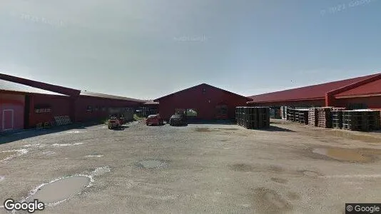 Bedrijfsruimtes te huur i Rae - Foto uit Google Street View