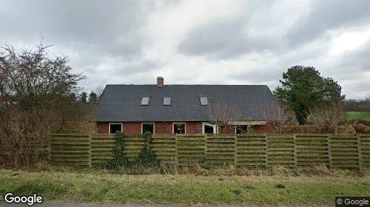 Warehouses for rent i Trige - Photo from Google Street View