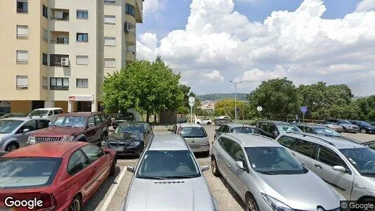 Bedrijfsruimtes te huur i Loures - Foto uit Google Street View