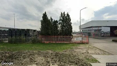 Bedrijfsruimtes te huur in Oosterhout - Foto uit Google Street View