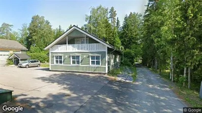 Verkstedhaller til salgs i Tammerfors Koillinen – Bilde fra Google Street View