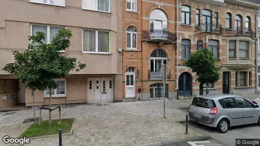 Commercial properties for sale i Brussels Schaarbeek - Photo from Google Street View