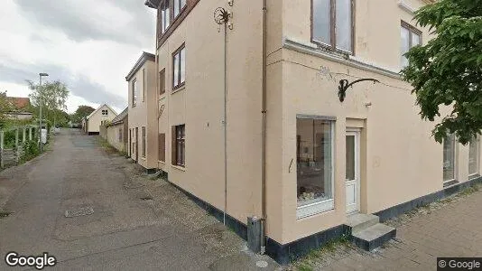 Bedrijfsruimtes te koop i Hundested - Foto uit Google Street View