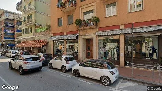 Lager zum Kauf i Recco – Foto von Google Street View