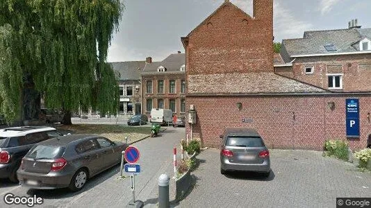 Bedrijfsruimtes te huur i Nijvel - Foto uit Google Street View