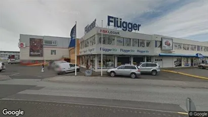 Lagerlokaler till salu i Reykjavík Háaleiti – Foto från Google Street View