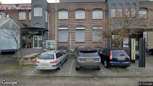 Commercial properties for rent i Amsterdam Oost-Watergraafsmeer - Photo from Google Street View