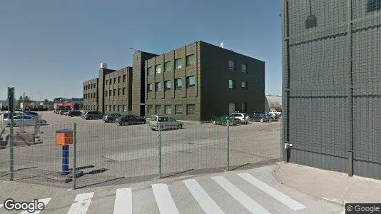 Office spaces for rent i Tallinn Lasnamäe - Photo from Google Street View