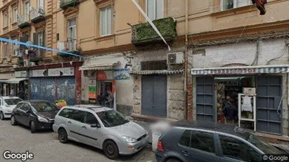 Bedrijfsruimtes te huur in Napels Municipalità 4 - Foto uit Google Street View